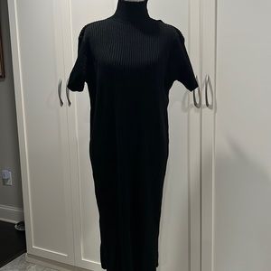 Black knitted high neck midi dress size 22